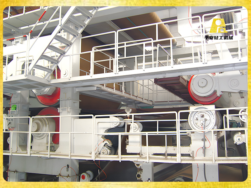 浙江富陽(yáng)正華紙業(yè)長(zhǎng)網(wǎng)多缸高強(qiáng)瓦楞紙機(jī)項(xiàng)目